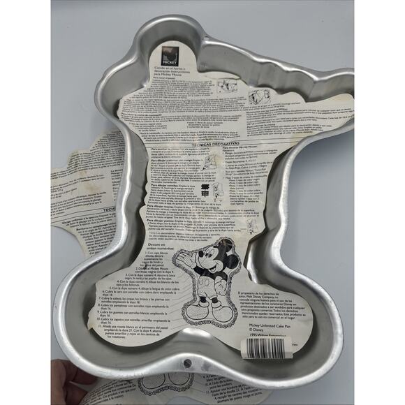 Vintage 1995 Wilton Mickey Mouse Cake Pan With Original Insert Instructions! - Picture 5 of 8